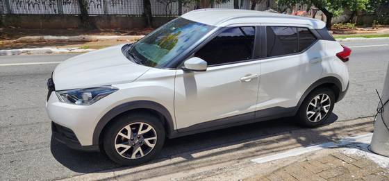 NISSAN KICKS 1.6 16V FLEXSTART S DIRECT 4P XTRONIC NISSAN KICKS 1.6 16V FLEXSTART S DIRECT 4P XTRONIC